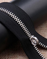 不锈钢Y牙香蕉成人APP在线观看